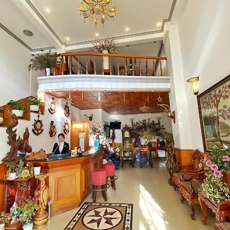 Gold Night Hotel Đà Lạt Exterior foto