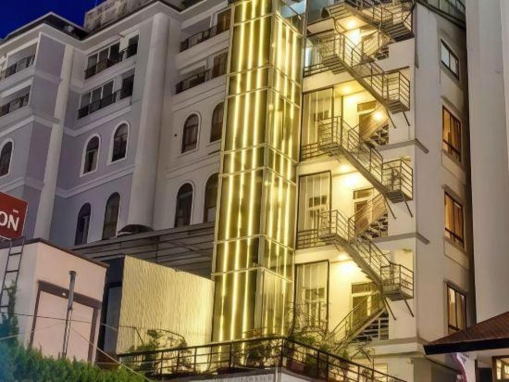 Gold Night Hotel Đà Lạt Exterior foto