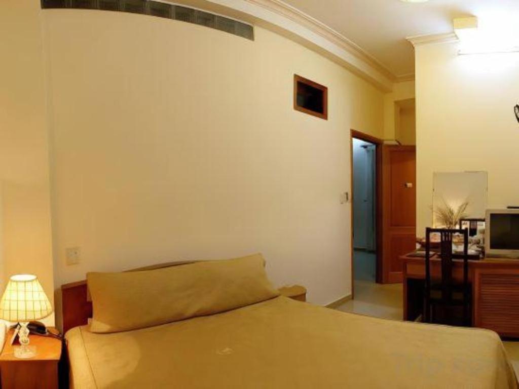 Gold Night Hotel Đà Lạt Exterior foto