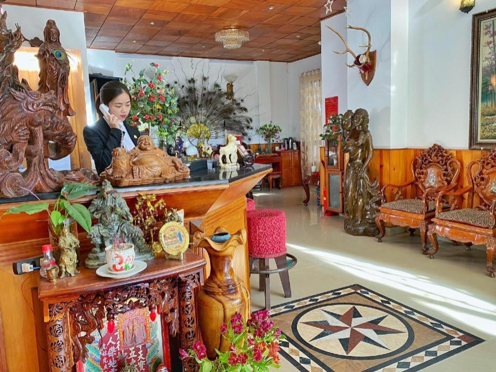 Gold Night Hotel Đà Lạt Exterior foto