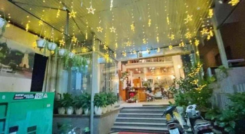 Gold Night Hotel Đà Lạt Exterior foto