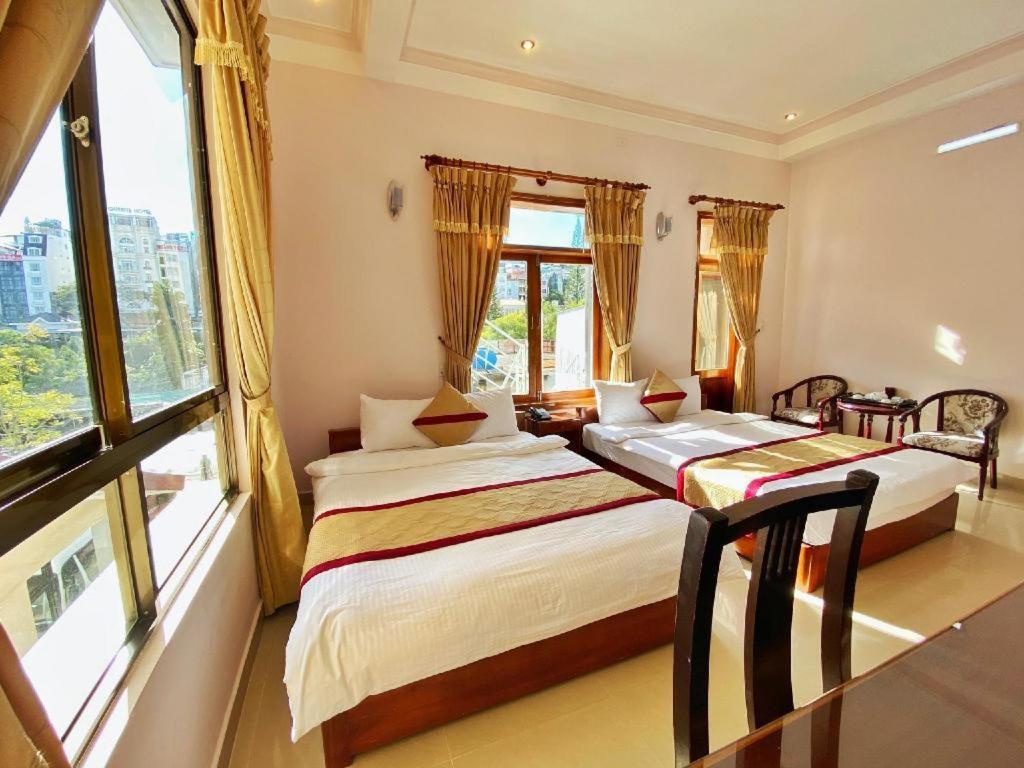 Gold Night Hotel Đà Lạt Exterior foto