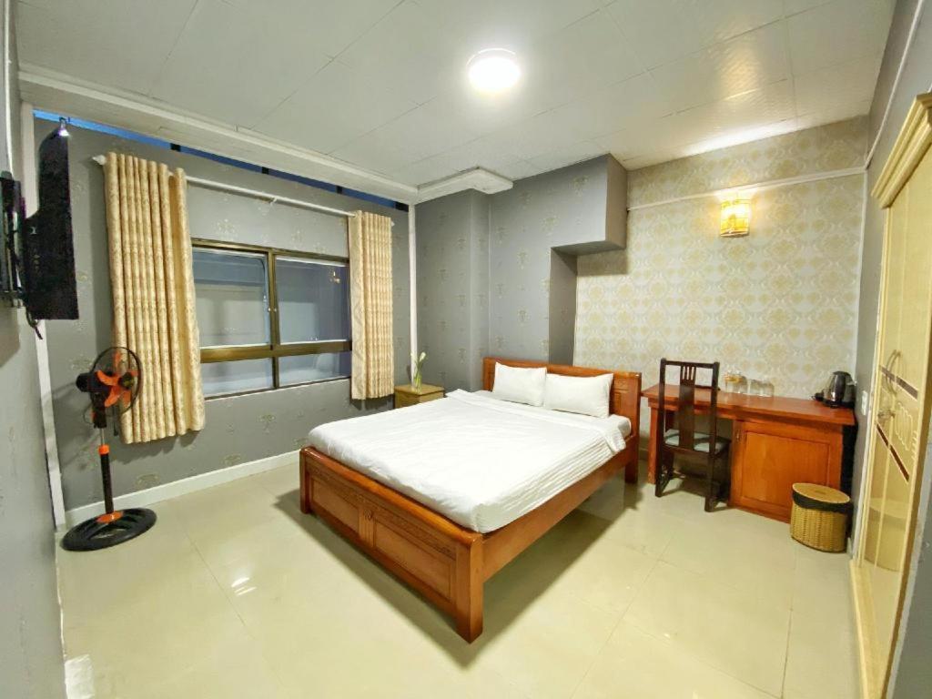 Gold Night Hotel Đà Lạt Exterior foto