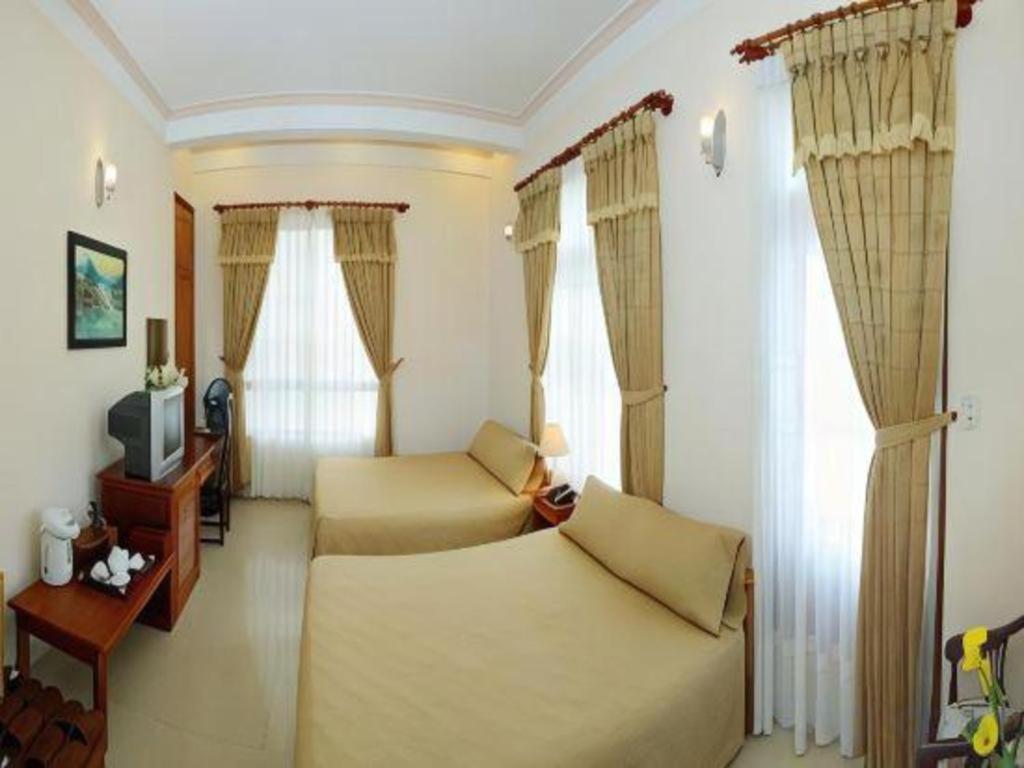 Gold Night Hotel Đà Lạt Exterior foto